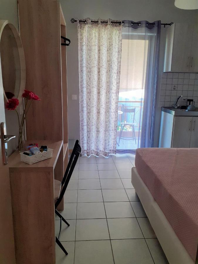 Nini'S House 2 Apartman Nidrí Kültér fotó