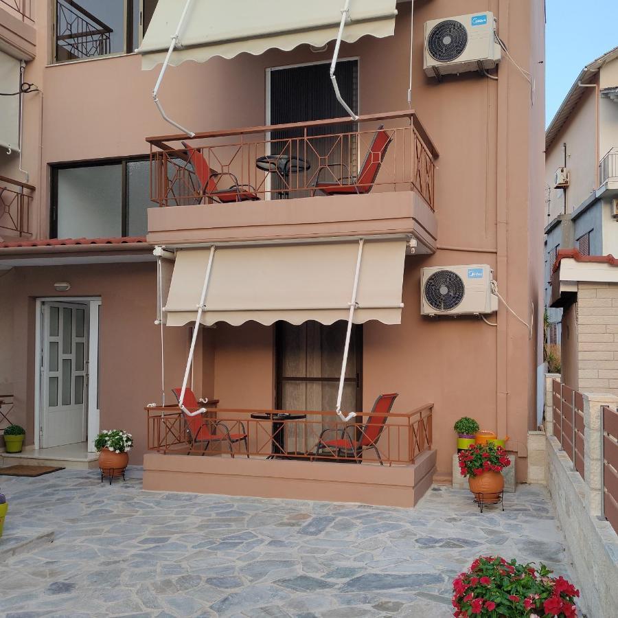 Nini'S House 2 Apartman Nidrí Kültér fotó
